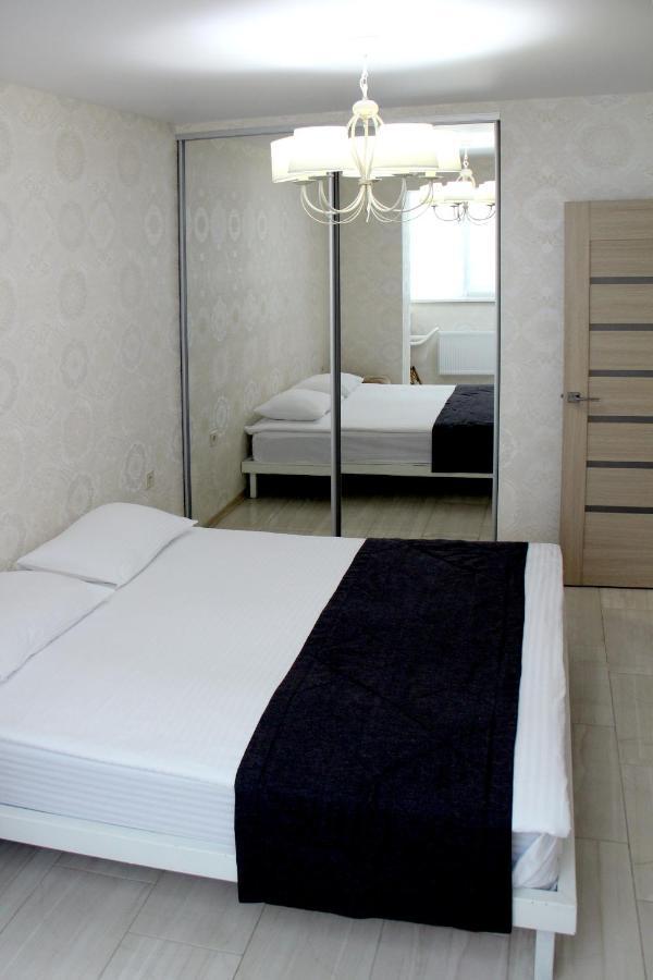 Apart Hotel Vorobyovy Gory Charkov Buitenkant foto
