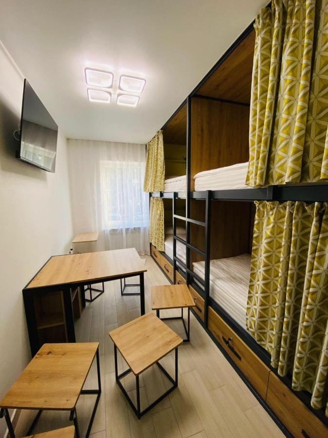 Apart Hotel Vorobyovy Gory Charkov Buitenkant foto