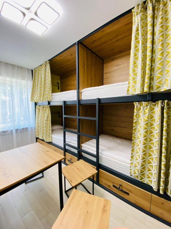 Apart Hotel Vorobyovy Gory Charkov Buitenkant foto